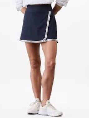 Athleta Navy Wrap Tennis Skort with White Trim XS